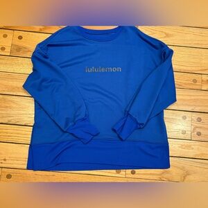 Lululemon Perfectly Oversized Crew Graphic sweatshirt Blue Nile size medium